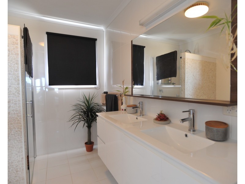 138 Bates Road, Emu Bay SA 5223