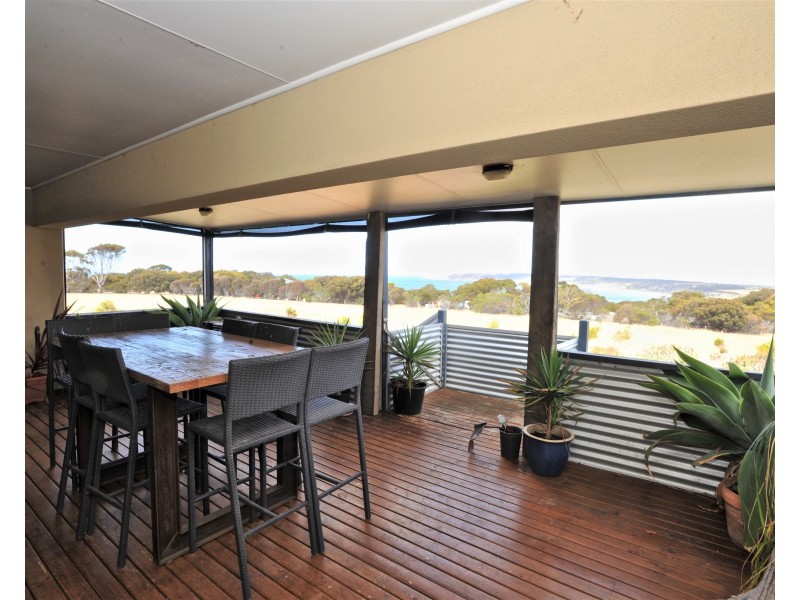 138 Bates Road, Emu Bay SA 5223