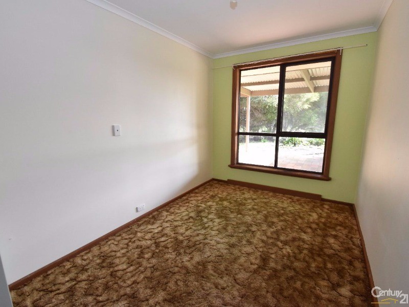 264 DOUG ROAD, Dudley East SA 5222