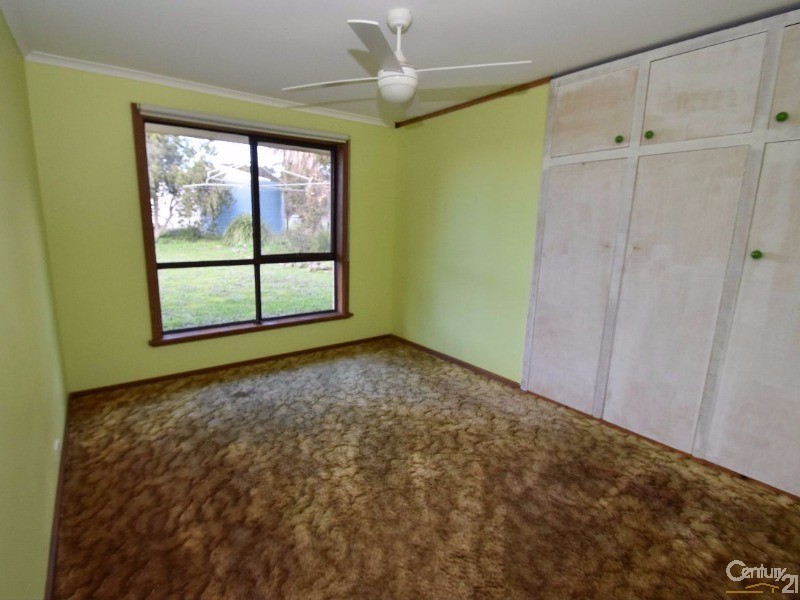 264 DOUG ROAD, Dudley East SA 5222