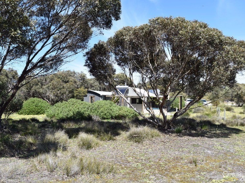 125 Shag Rock Track, Haines SA 5223