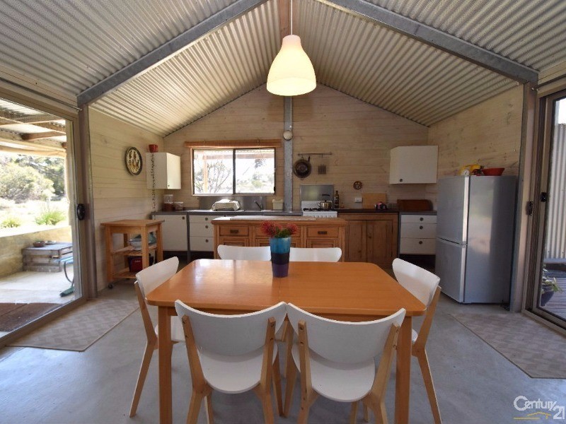 125 Shag Rock Track, Haines SA 5223