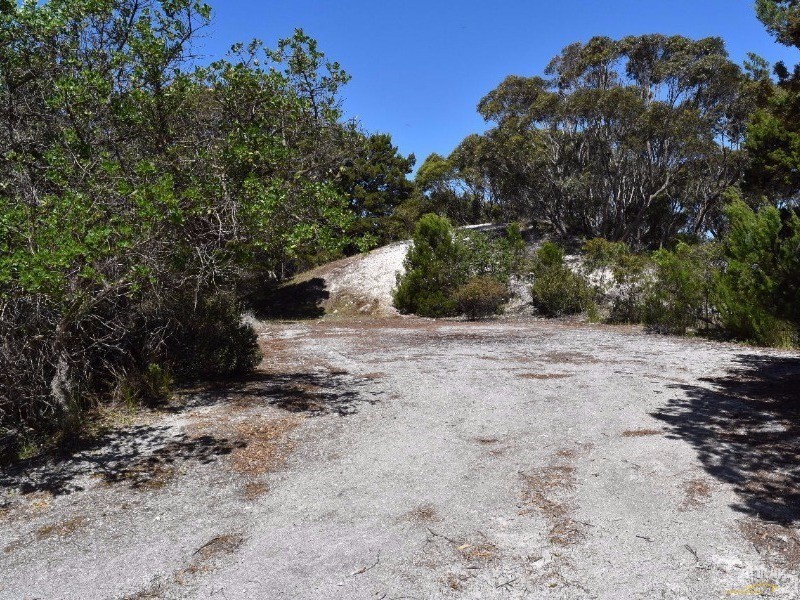 231 De Couedie Drive, Island Beach SA 5222