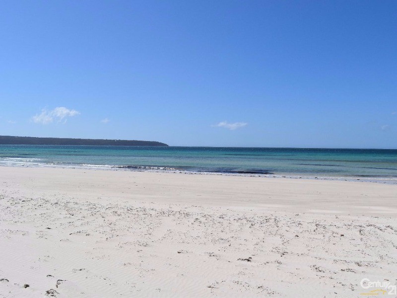 231 De Couedie Drive, Island Beach SA 5222