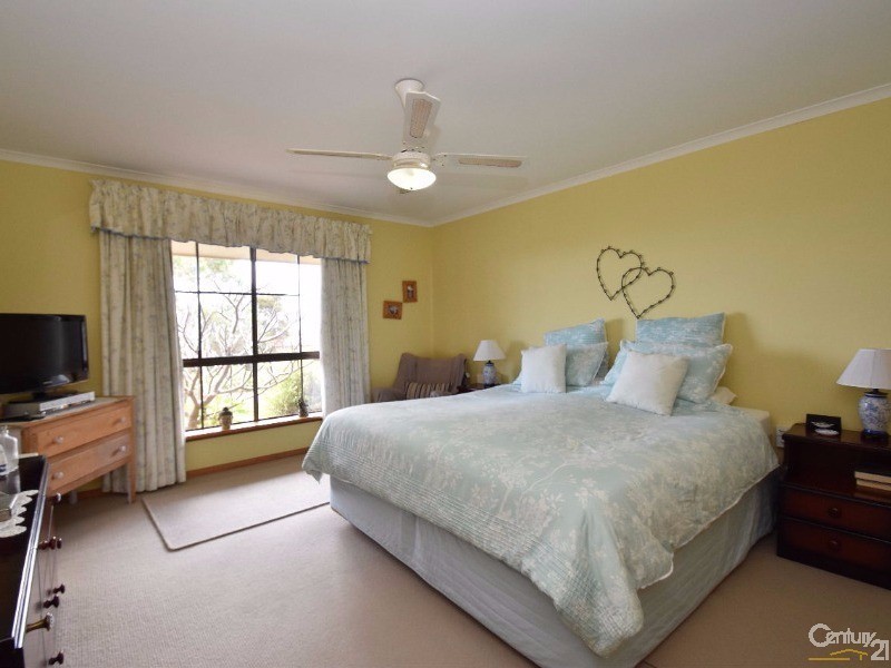 23 Warrawee Terrace, Penneshaw SA 5222