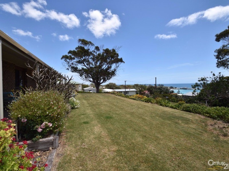 23 Warrawee Terrace, Penneshaw SA 5222