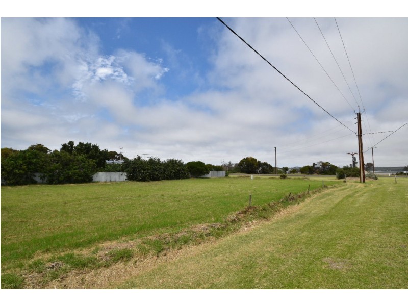 108 Tangara Drive, American River SA 5221