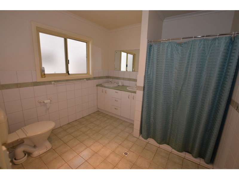 39 Hamilton Drive, Emu Bay SA 5223