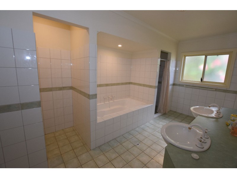 39 Hamilton Drive, Emu Bay SA 5223