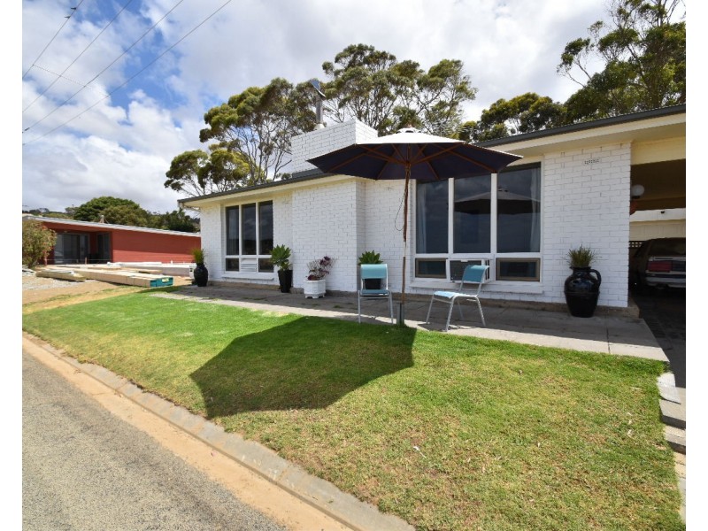 8  Talinga Terrace, Penneshaw SA 5222
