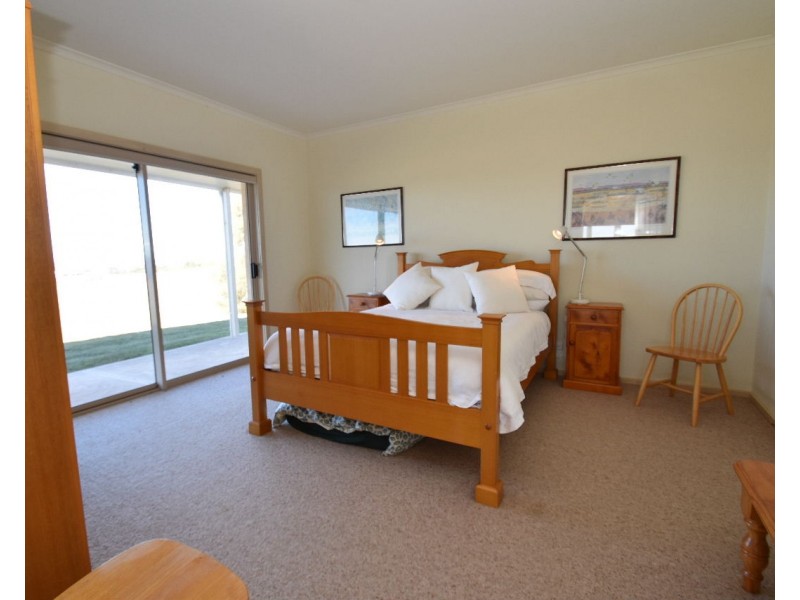 137 Bates Road, Emu Bay SA 5223