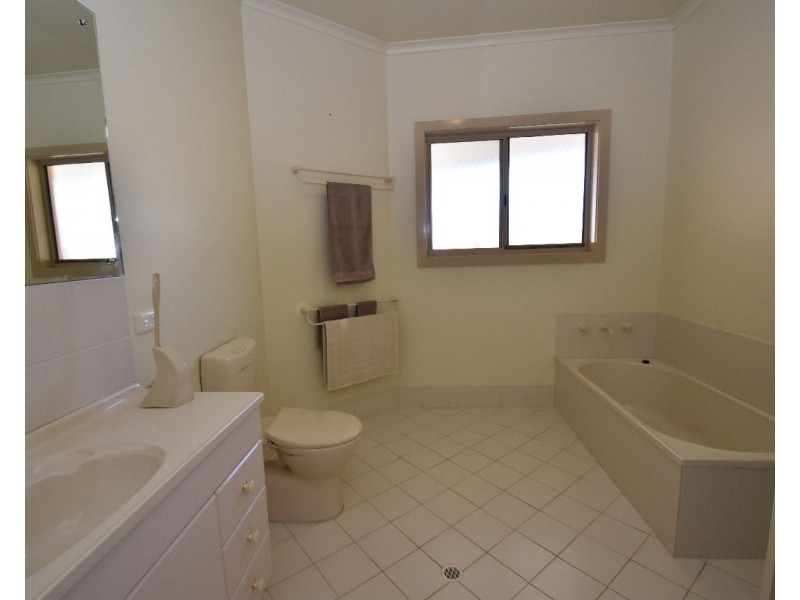 137 Bates Road, Emu Bay SA 5223