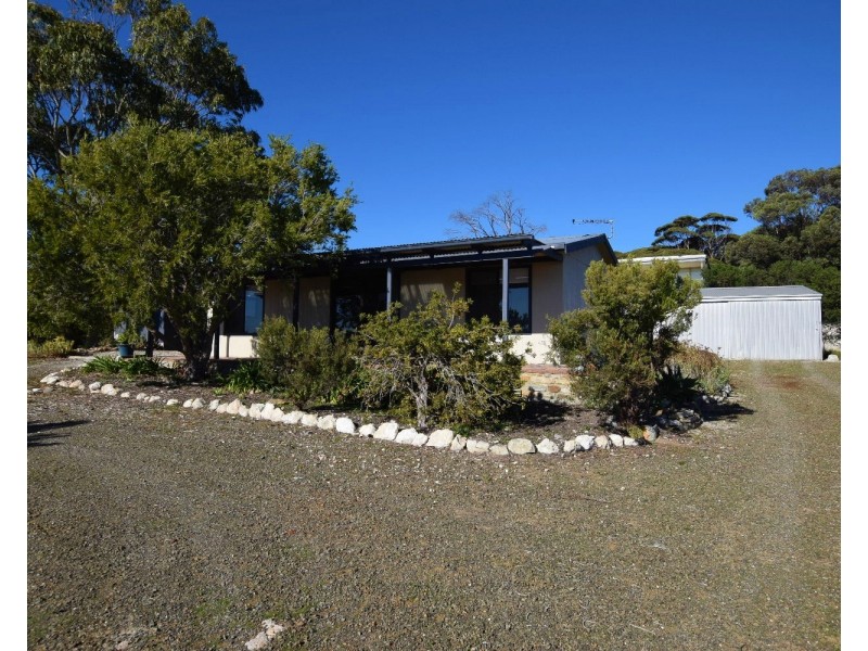 11 Coral Crescent, Island Beach SA 5222