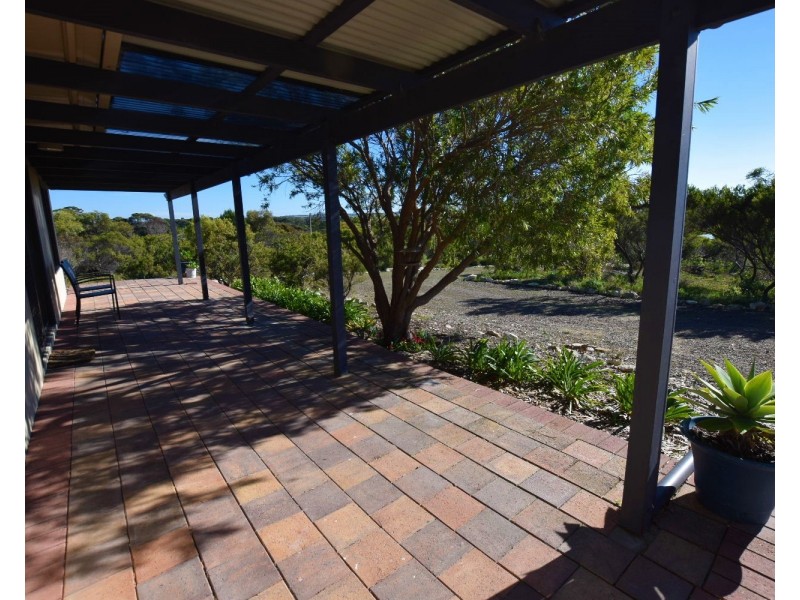11 Coral Crescent, Island Beach SA 5222