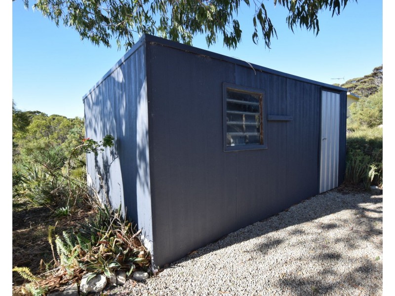 11 Coral Crescent, Island Beach SA 5222