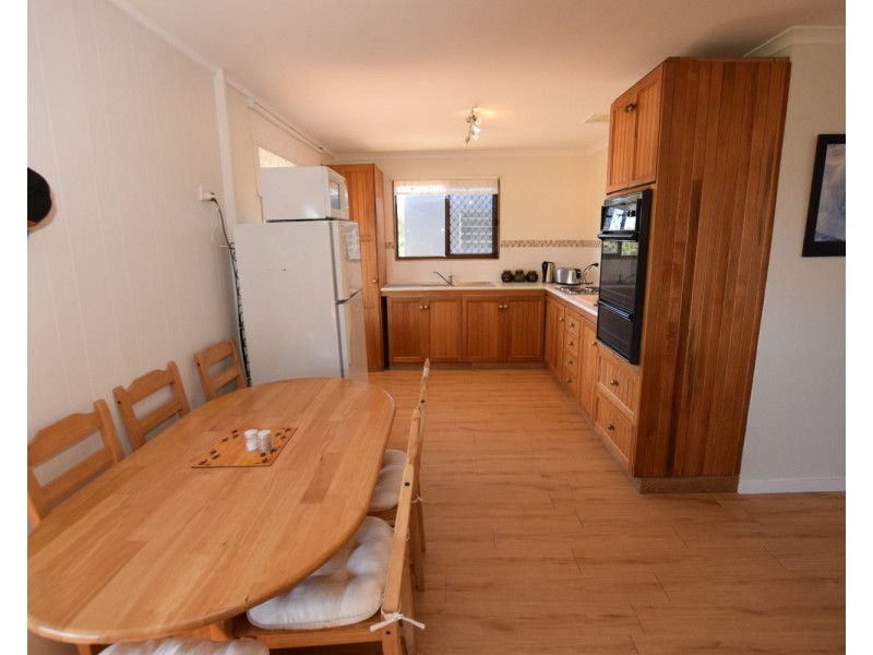 11 Coral Crescent, Island Beach SA 5222