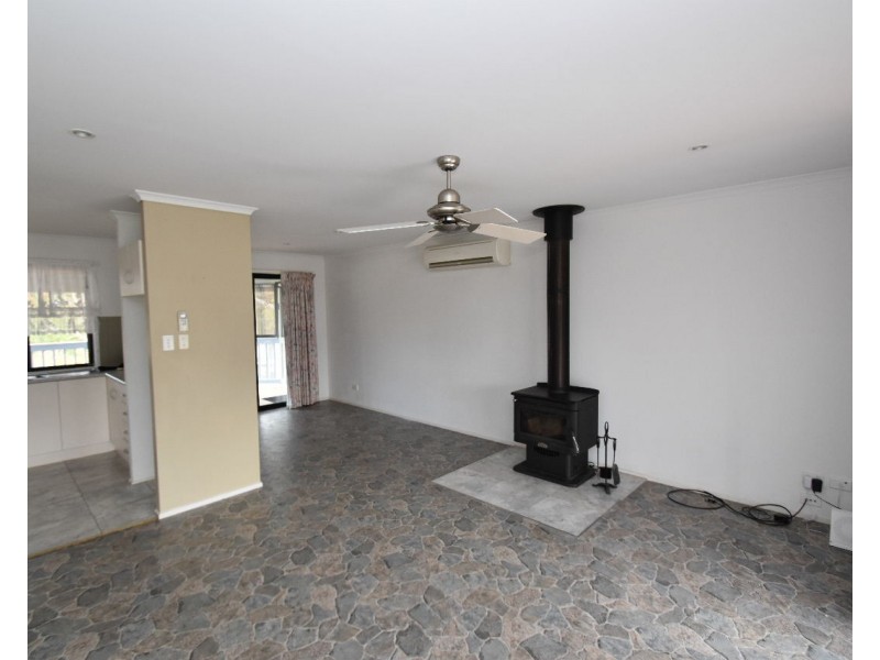 49 Investigator Av., Kingscote SA 5223