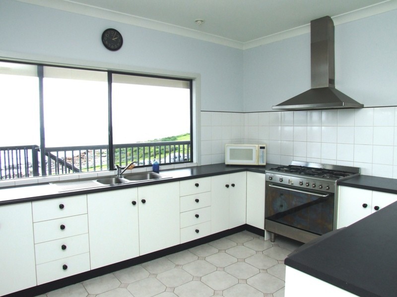 19 Howard Drive, Penneshaw SA 5222