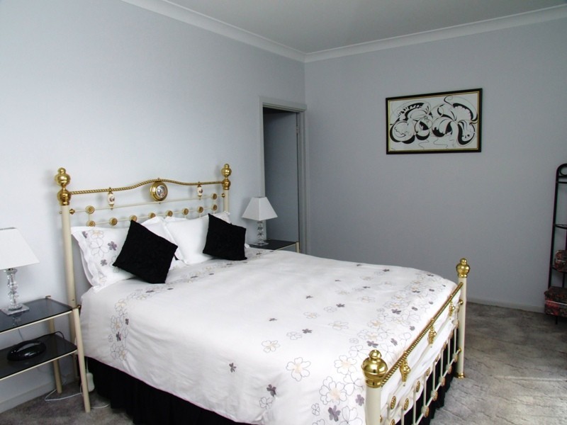 19 Howard Drive, Penneshaw SA 5222