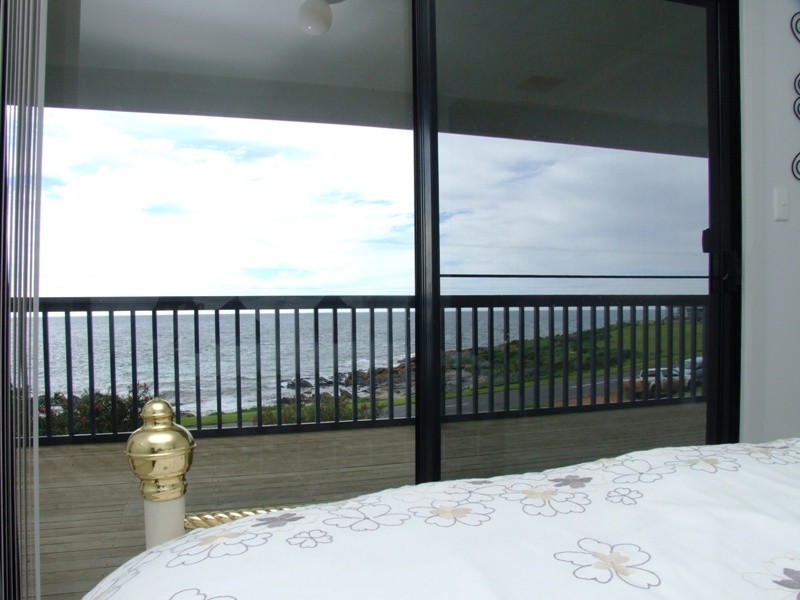 19 Howard Drive, Penneshaw SA 5222