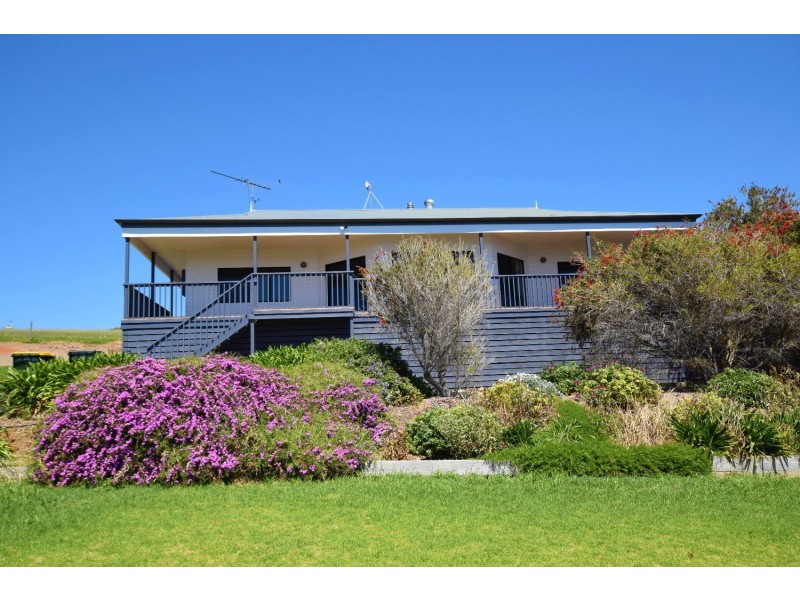 19 Howard Drive, Penneshaw SA 5222