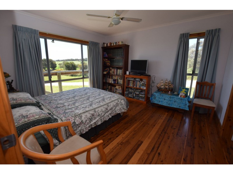 27 Riverside Drive, Baudin Beach SA 5222