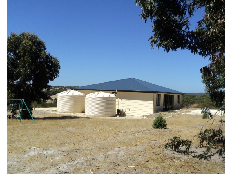 304 Old Salt Lake Road, Haines SA 5223