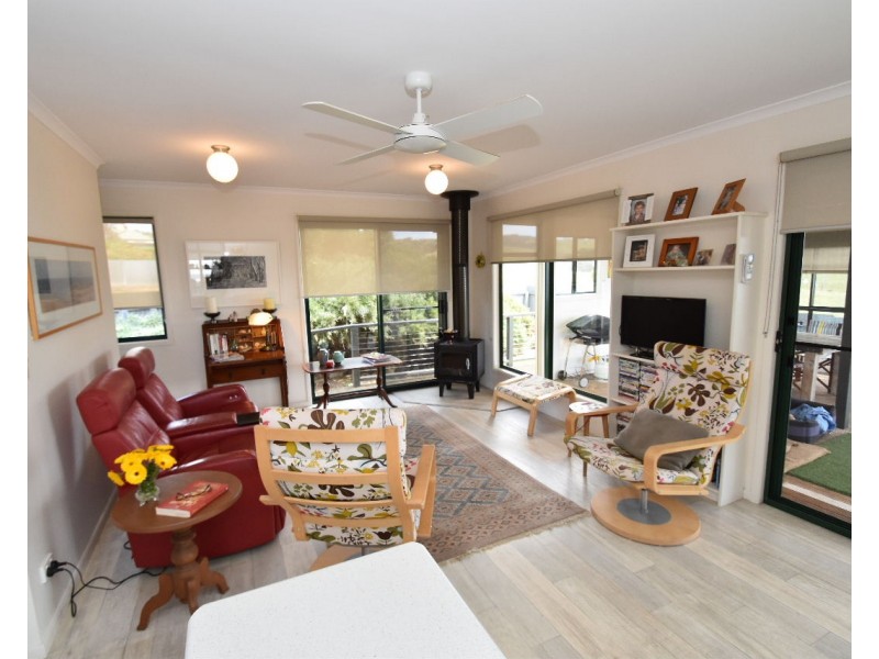 9 Willoughby road, Penneshaw SA 5222