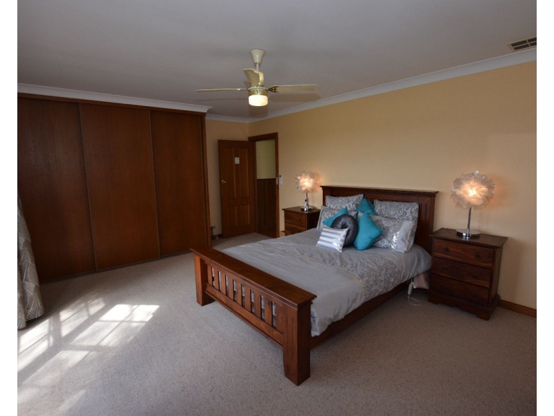 142  Rhynne road, Bay Of Shoals SA 5223