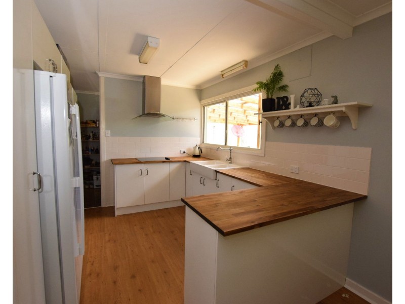 3 Nat Thomas Street, Penneshaw SA 5222