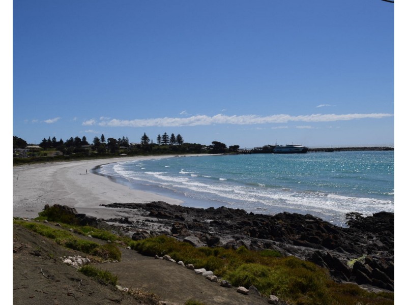 3 Nat Thomas Street, Penneshaw SA 5222