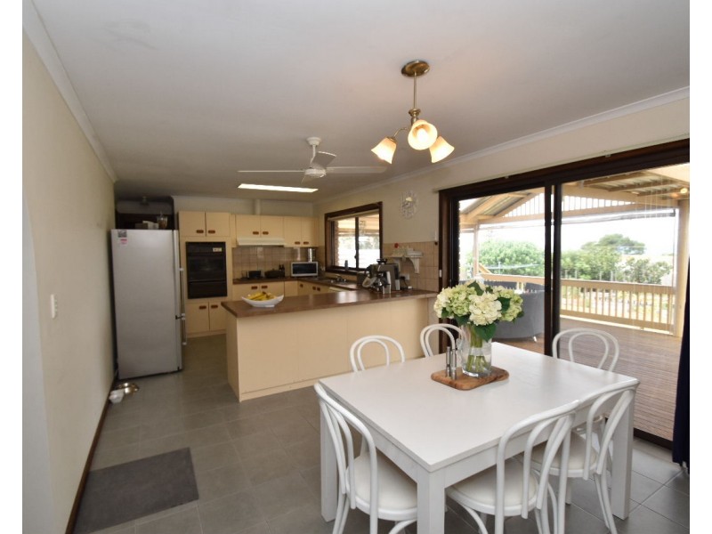 3 Lovering street, Kingscote SA 5223