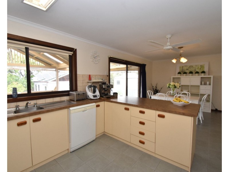 3 Lovering street, Kingscote SA 5223