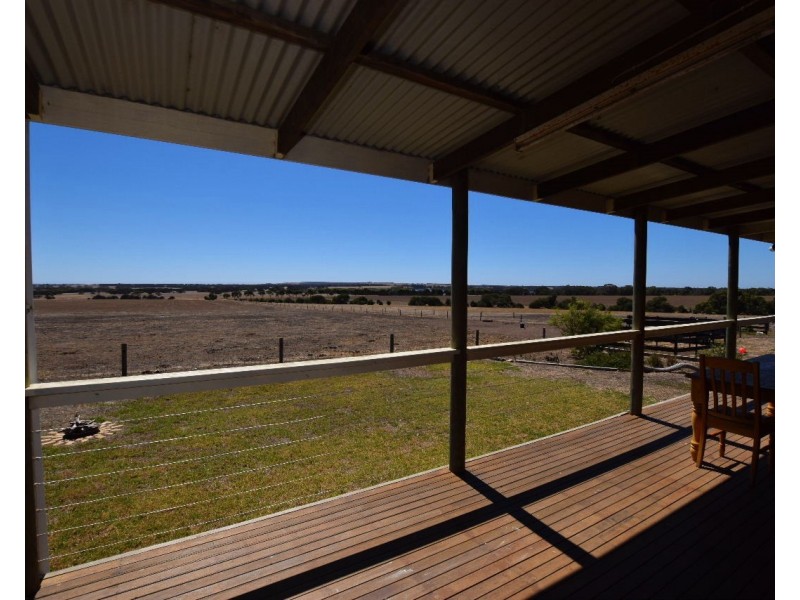 152  Jenkins road, Kohinoor SA 5223