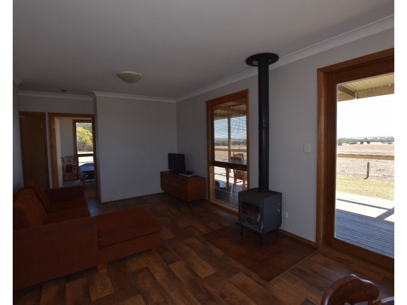 152  Jenkins road, Kohinoor SA 5223