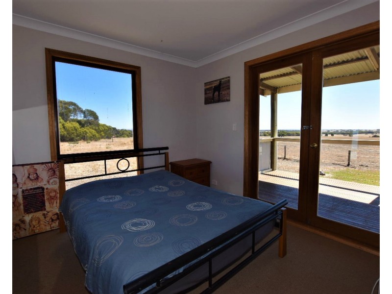 152  Jenkins road, Kohinoor SA 5223