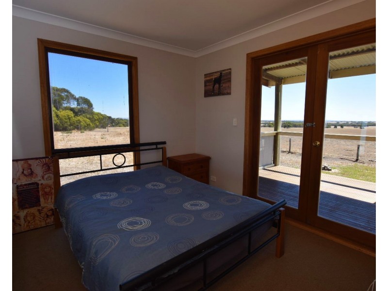 152 Jenkins road, Kohinoor SA 5223