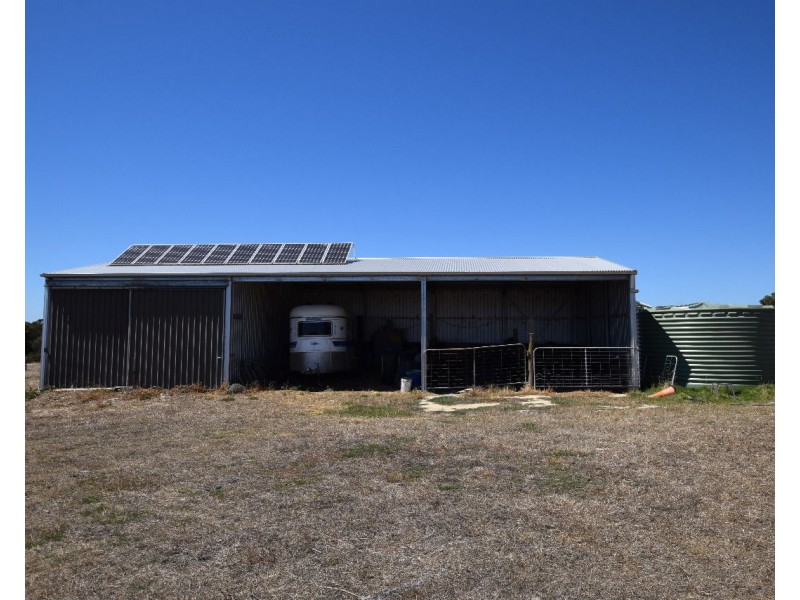 152 Jenkins road, Kohinoor SA 5223