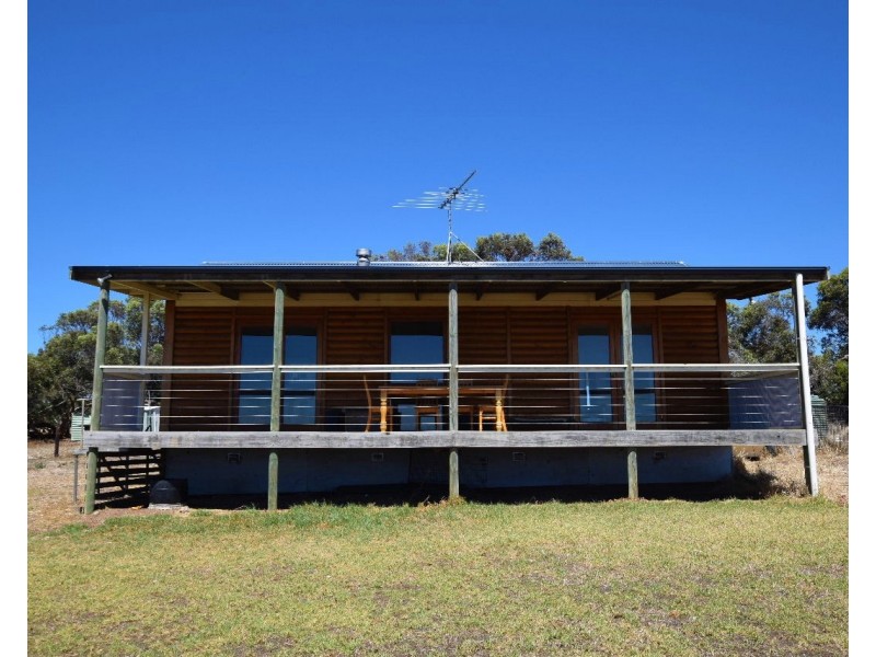 152 Jenkins road, Kohinoor SA 5223