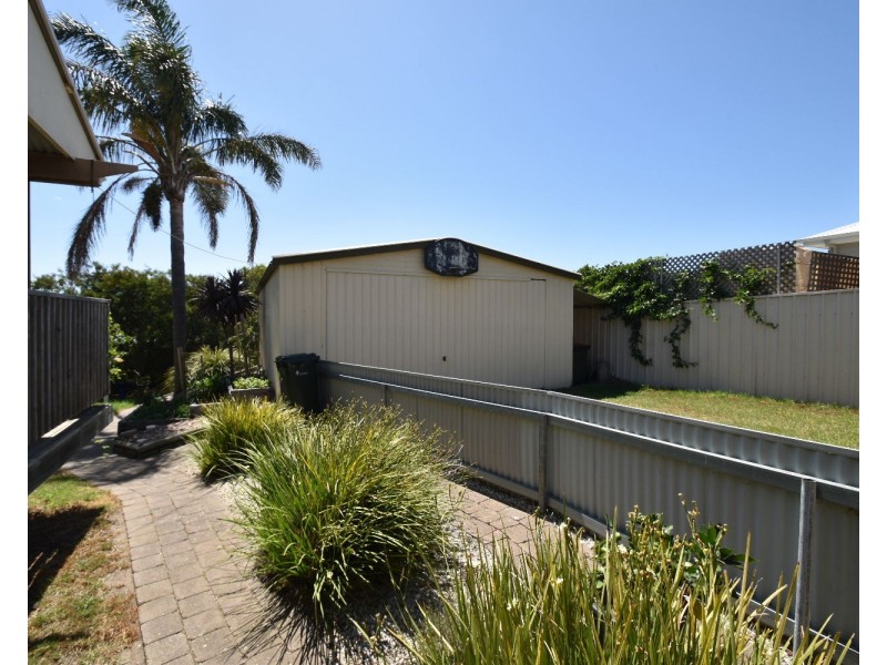 16 Flinders Avenue, Kingscote SA 5223