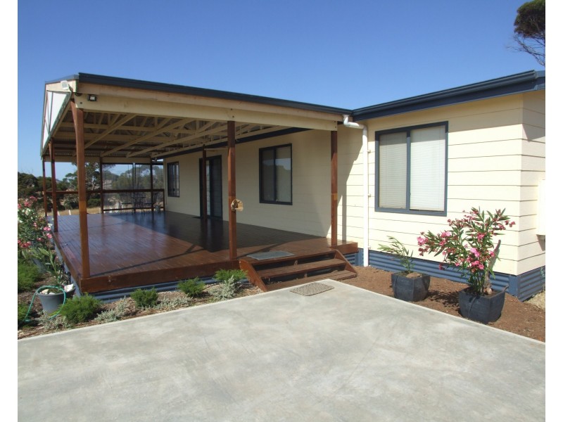 65 Porter Road, Emu Bay SA 5223