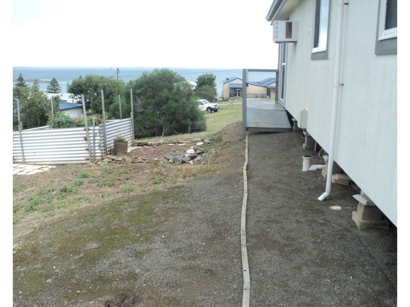 13 Warrawee Tce, Penneshaw SA 5222