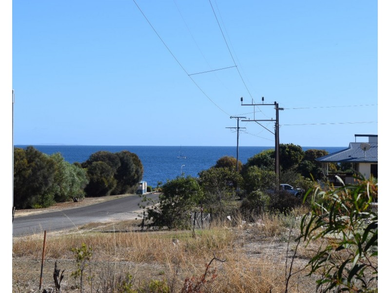 16 Bessell Drive, Baudin Beach SA 5222