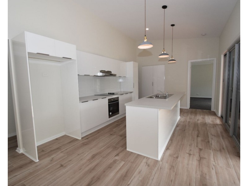 2-4 Cassini Road, Island Beach SA 5222