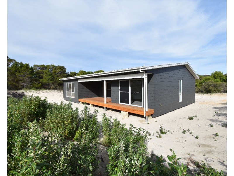 2-4 Cassini Road, Island Beach SA 5222