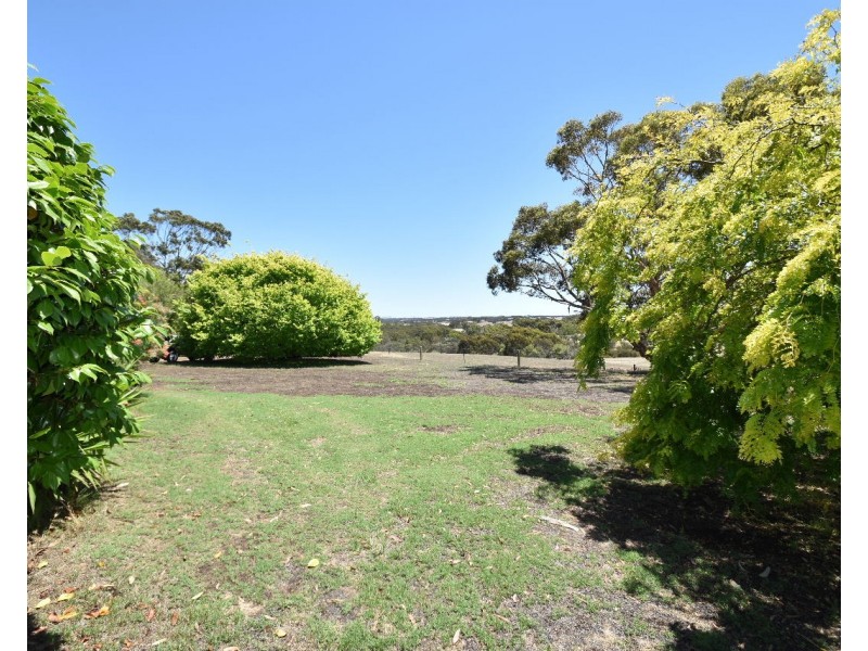 114 Bark Hut Road, Macgillivray SA 5223