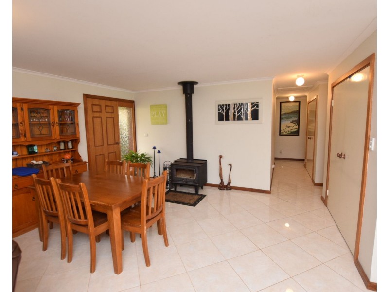 114 Bark Hut Road, Macgillivray SA 5223