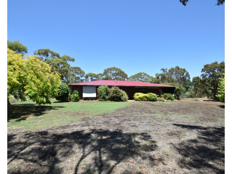 114 Bark Hut Road, Macgillivray SA 5223