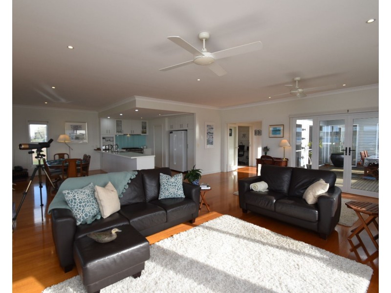 7 Hawthorn Avenue, Emu Bay SA 5223