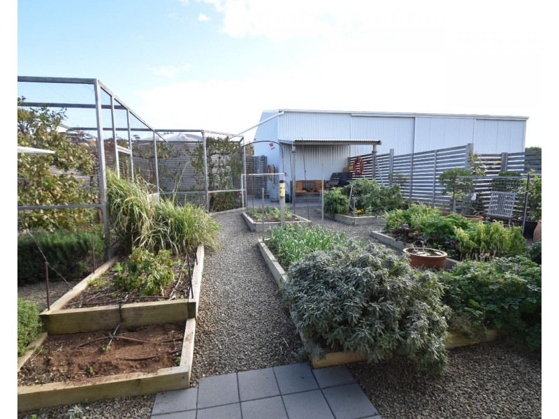 7 Hawthorn Avenue, Emu Bay SA 5223